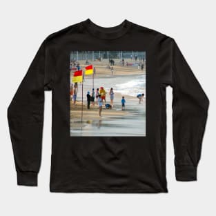 "Swim Between The Flags" - Manly Beach, Sydney, NSW, Australia Long Sleeve T-Shirt